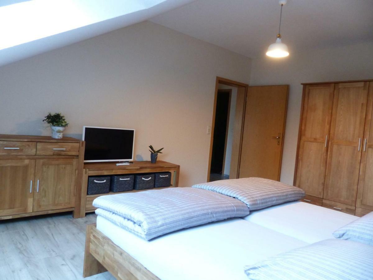 Ferienwohnung Ortrand - Pension Esterno foto